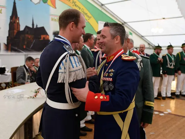 Schützenfest Sonntag Vormittag 2018 – Vorschau 410