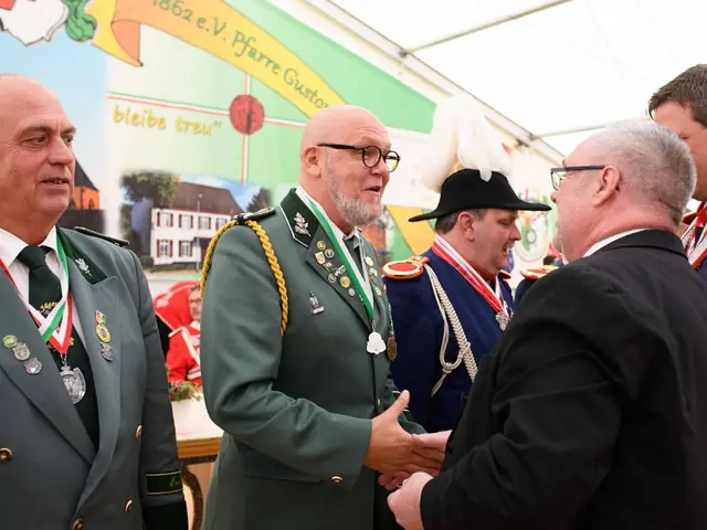 Schützenfest Sonntag Vormittag 2018 – Vorschau 414