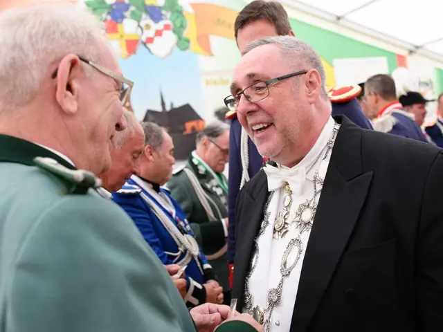 Schützenfest Sonntag Vormittag 2018 – Vorschau 419