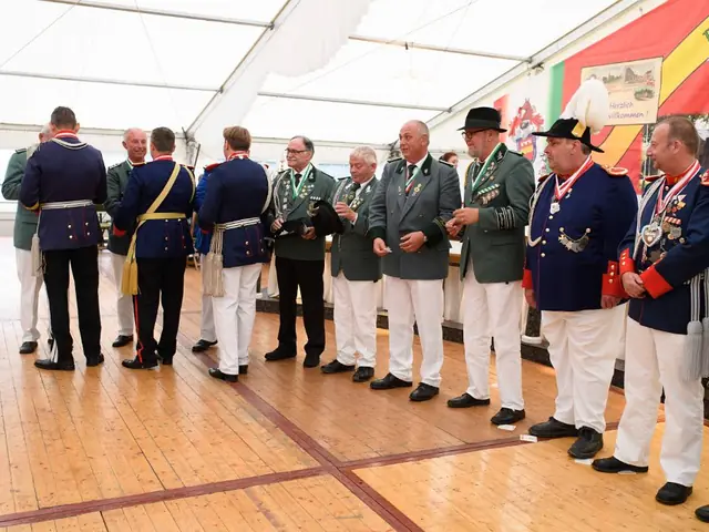 Schützenfest Sonntag Vormittag 2018 – Vorschau 426