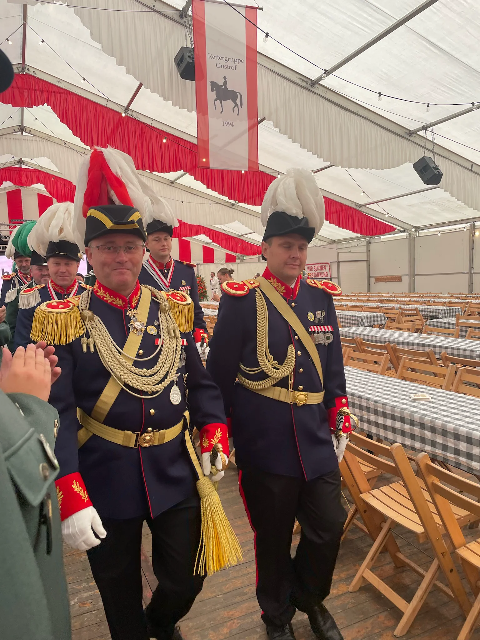 Umzüge & Festsplitter 2025 – Foto 2