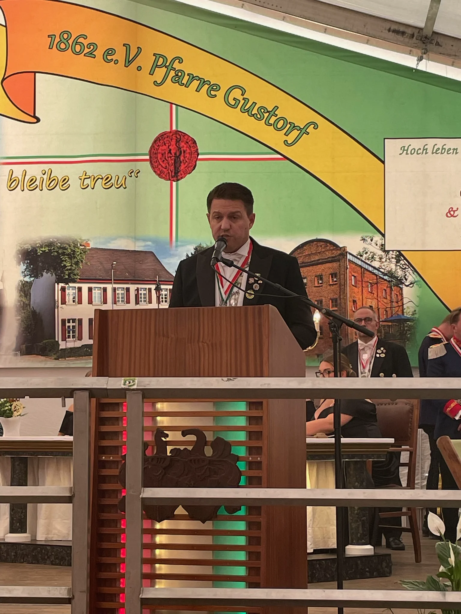 Umzüge & Festsplitter 2025 – Foto 7