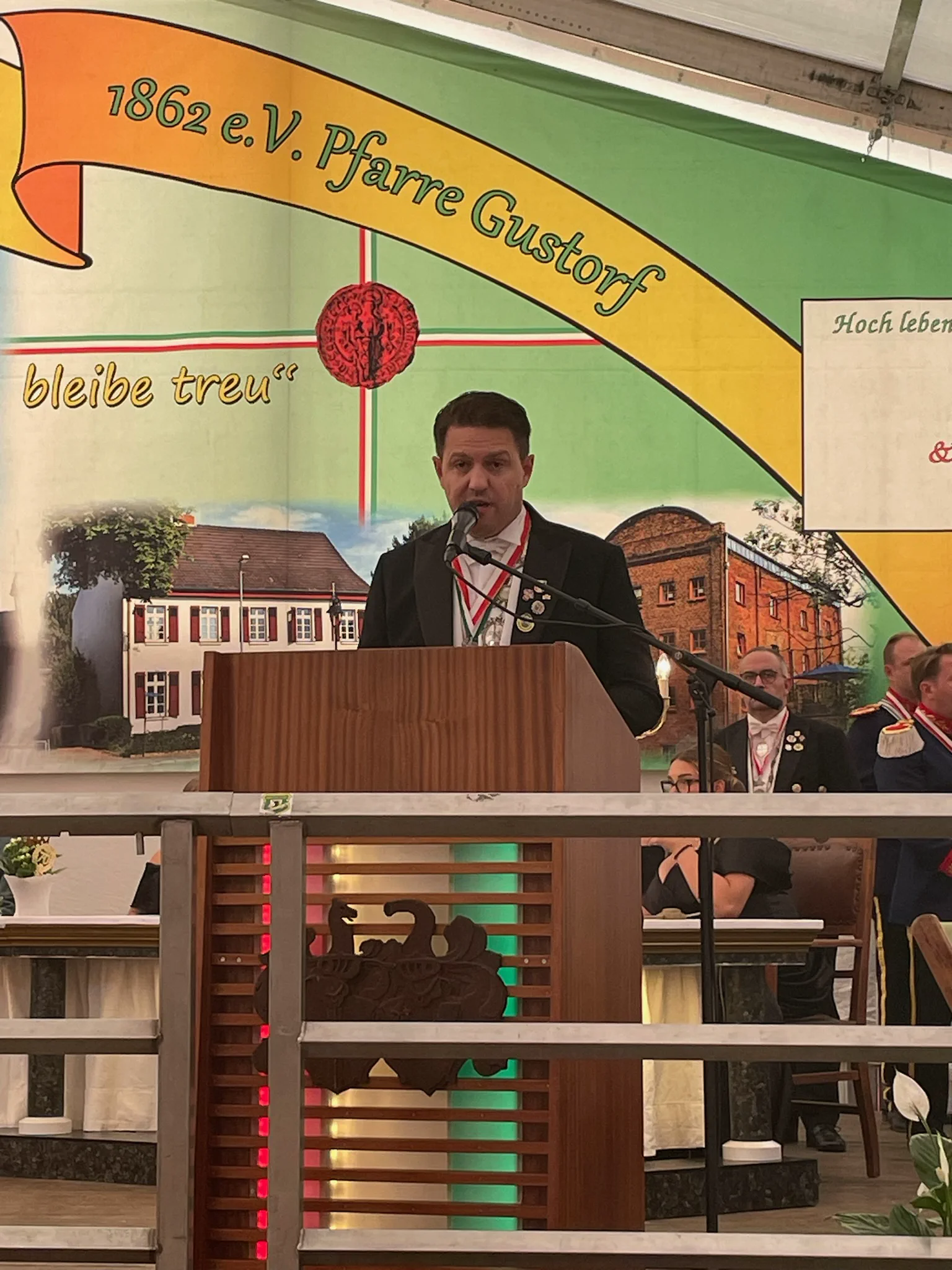 Umzüge & Festsplitter 2025 – Foto 8
