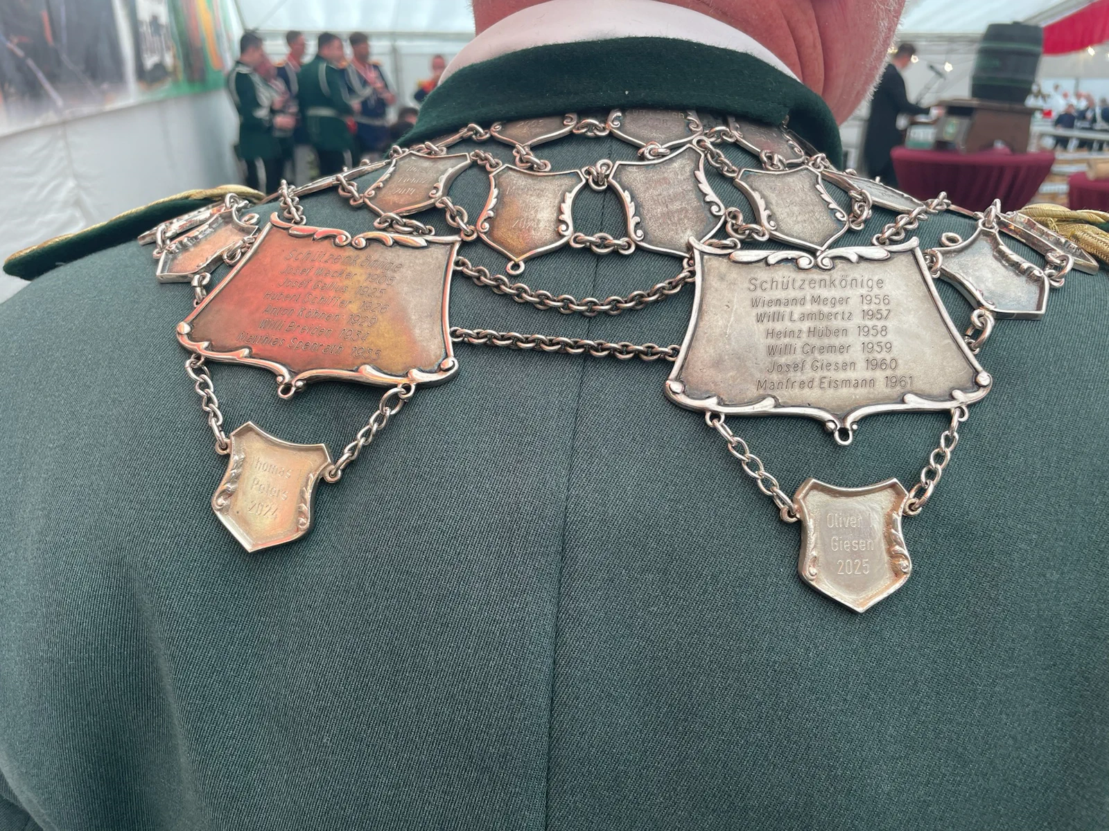 Umzüge & Festsplitter 2025 – Foto 10