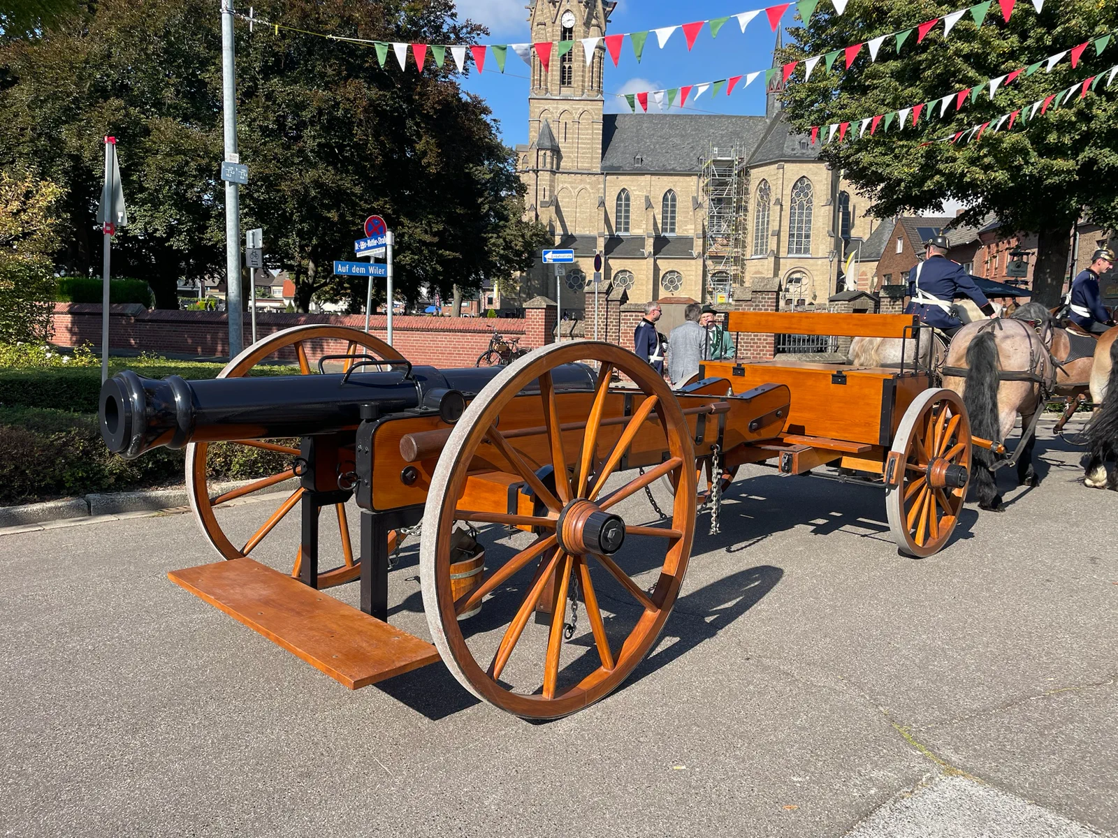 Umzüge & Festsplitter 2025 – Foto 52