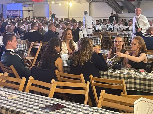 Umzüge & Festsplitter 2025 – Vorschau 27